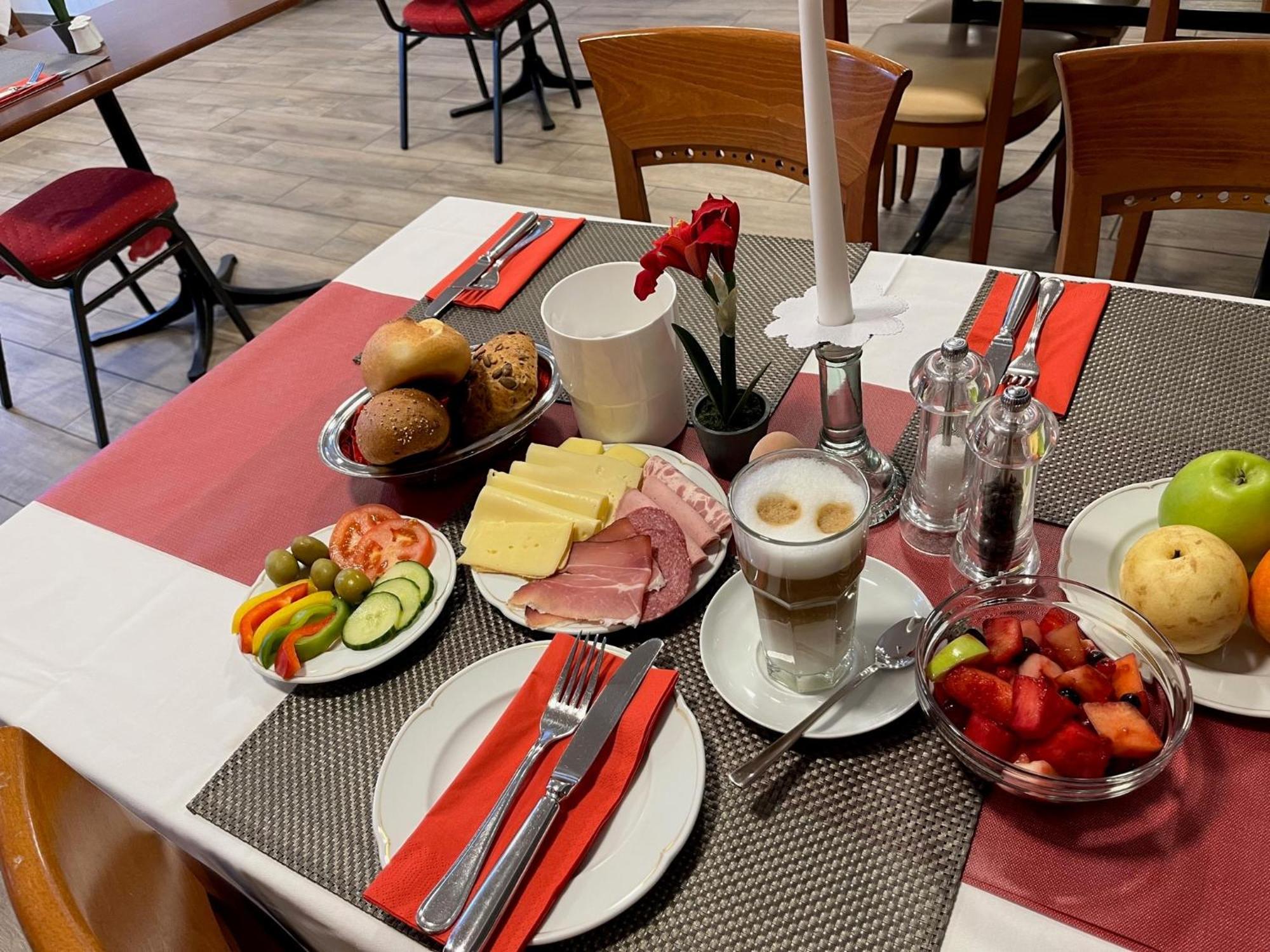 Hotel Jaegerhaus In Singen Am Hohentwiel Luaran gambar